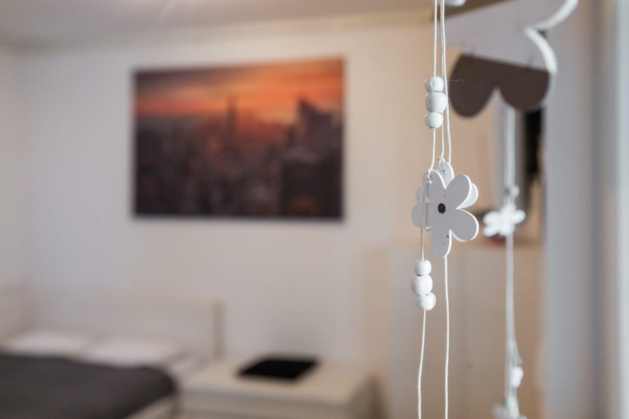 Cozy & Modern Studio With Balcony 萨格勒布 外观 照片