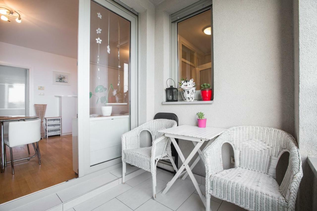 Cozy & Modern Studio With Balcony 萨格勒布 外观 照片