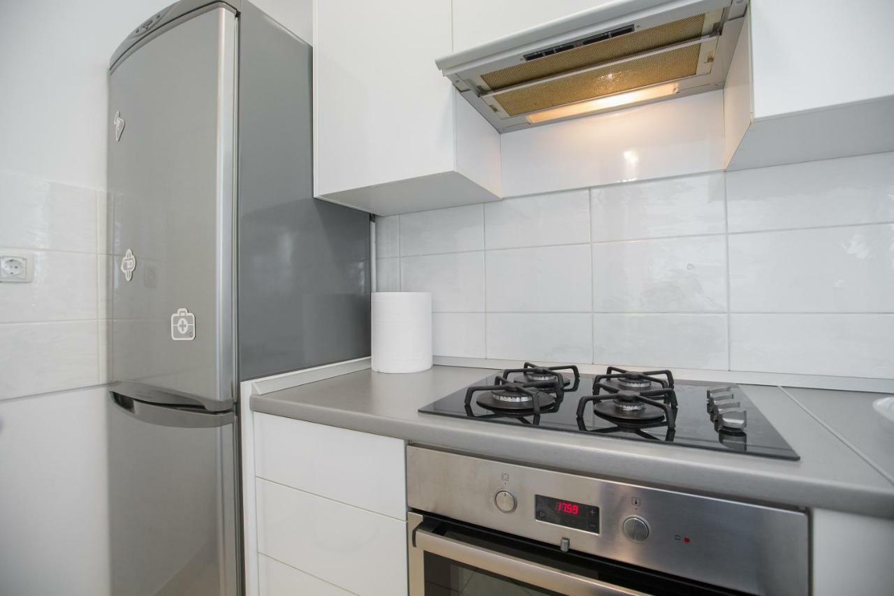 Cozy & Modern Studio With Balcony 萨格勒布 外观 照片