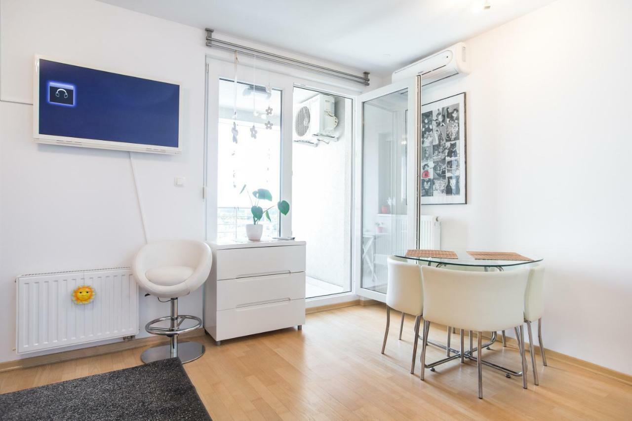 Cozy & Modern Studio With Balcony 萨格勒布 外观 照片